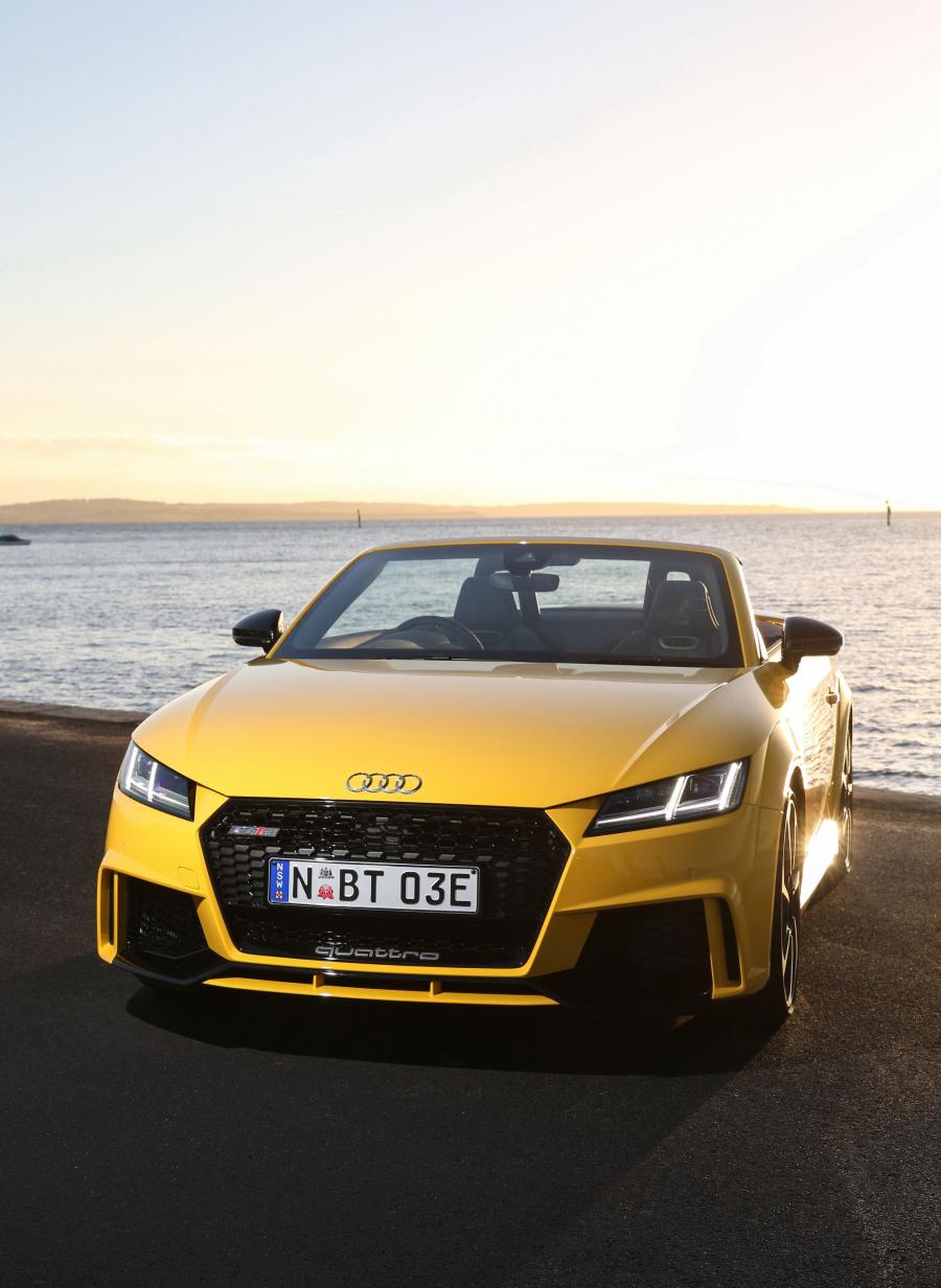  Audi TT RS Roadster (8S) 2017 года  (AU) (фото 30 из 40)